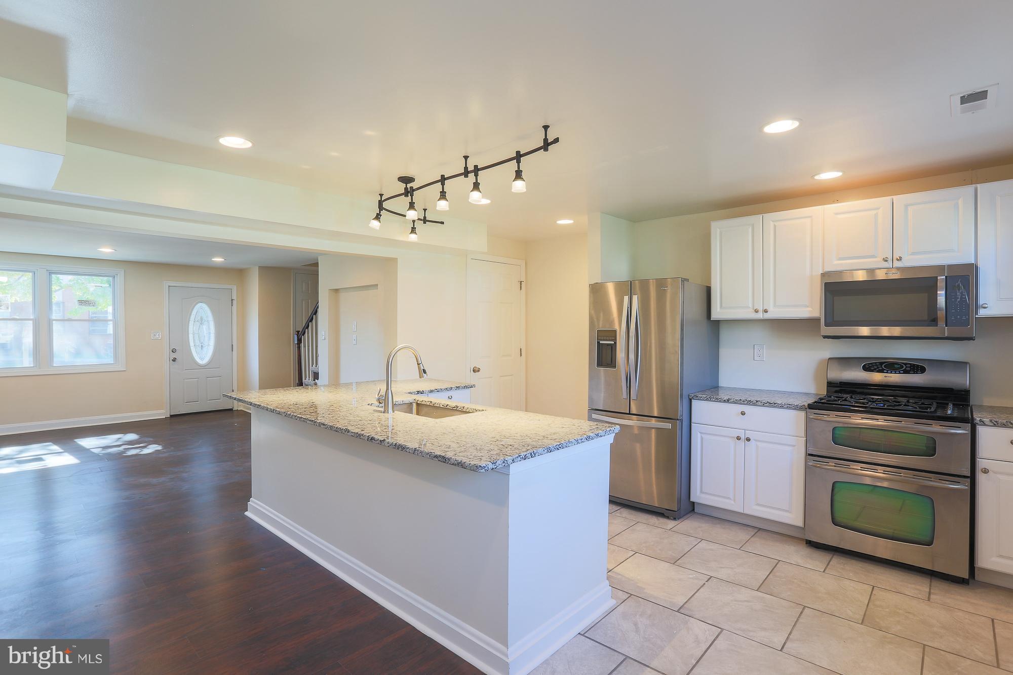 1219 Wicklow Road Baltimore, MD 21229 - Photo 11 of 30 Kitchen