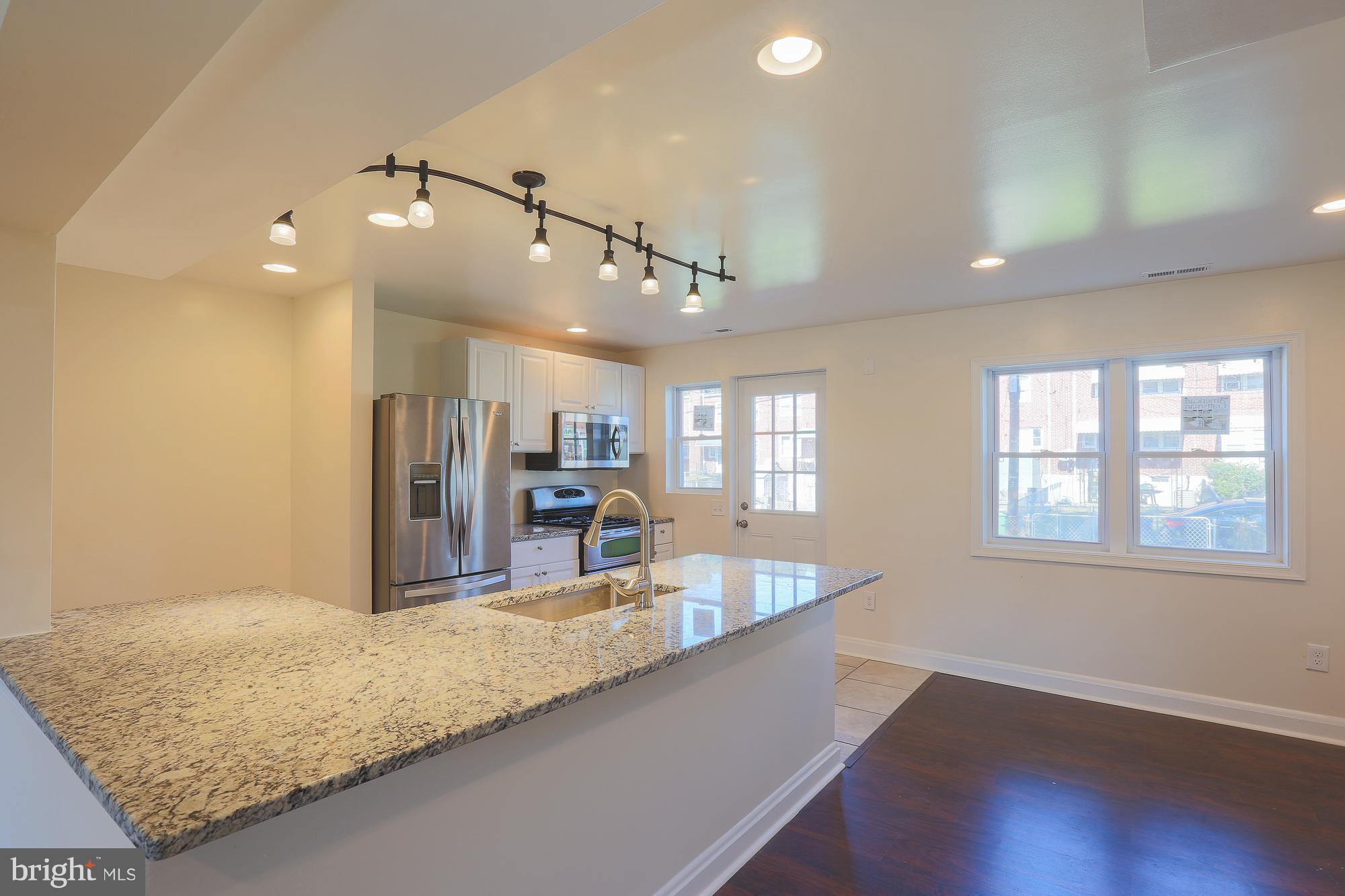 1219 Wicklow Road Baltimore, MD 21229 - Photo 14 of 30 Dining Room