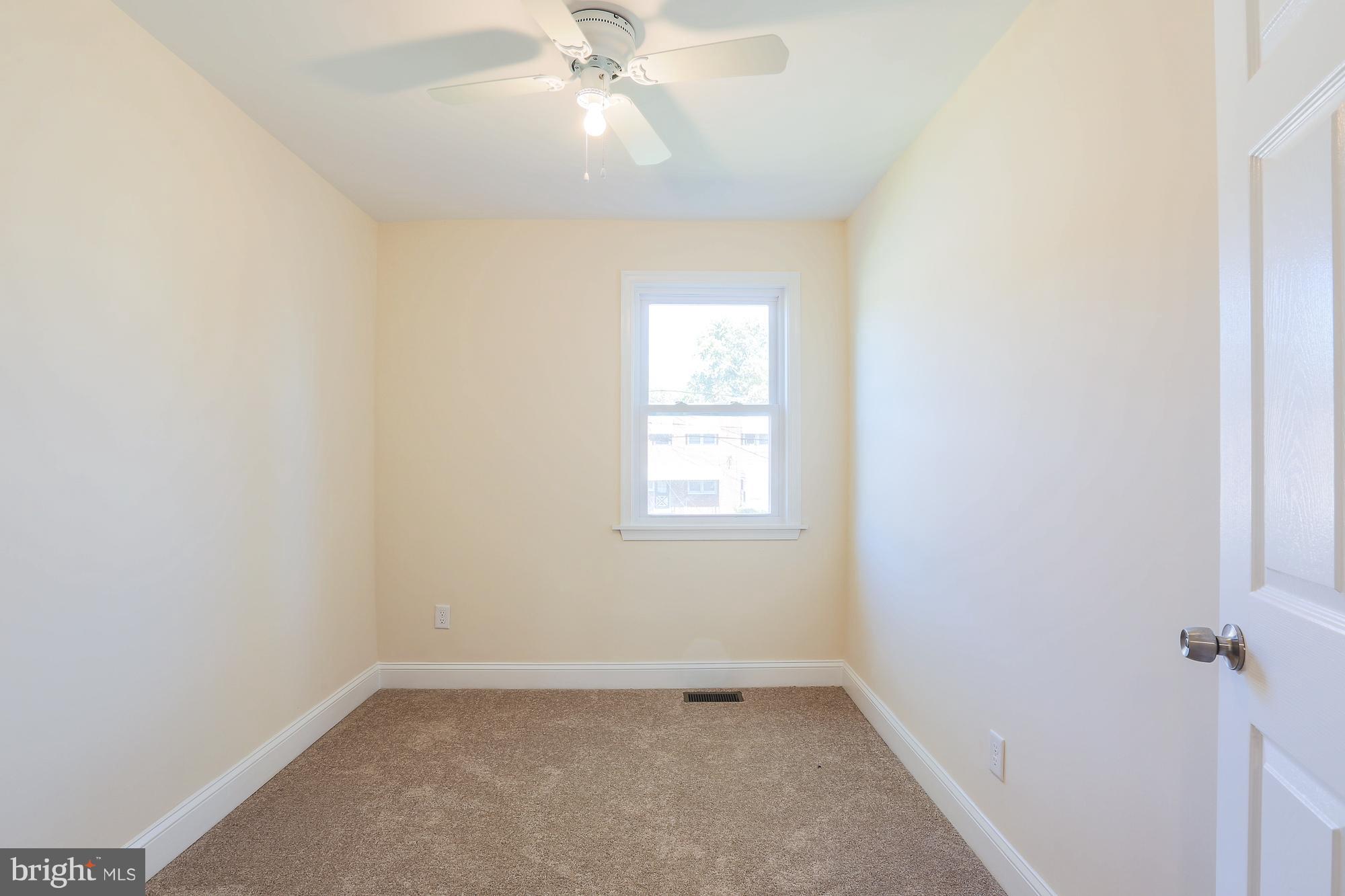 1219 Wicklow Road Baltimore, MD 21229 - Photo 21 of 30 Bedroom