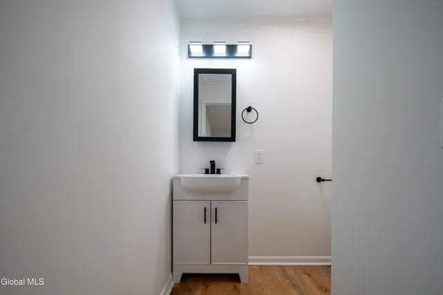 $269,900 | 644 Delaware Avenue, Bethlehem, NY 12054