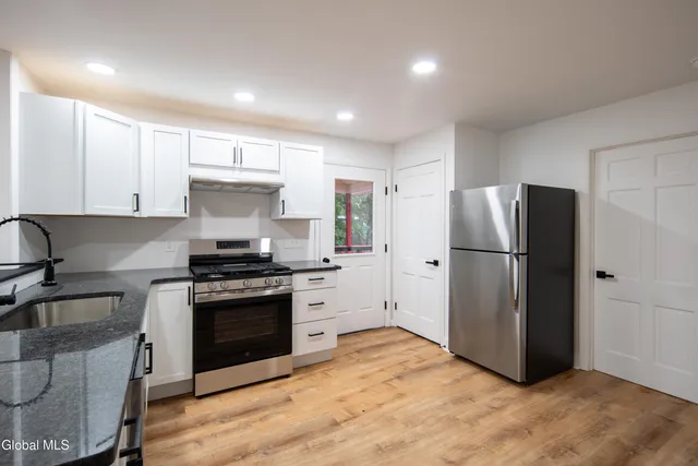 $269,900 | 644 Delaware Avenue, Bethlehem, NY 12054