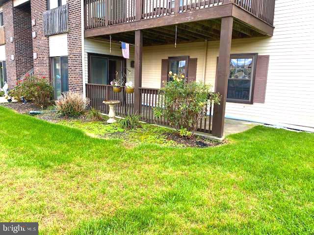 17 Pickwick Place, Unit 17 Sewell, NJ 08080 - Photo 2 of 26 First floor patio unit