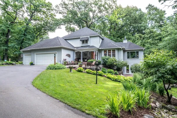 $759,900 | 26999 Galaxie Avenue West, Farmington, MN 55024