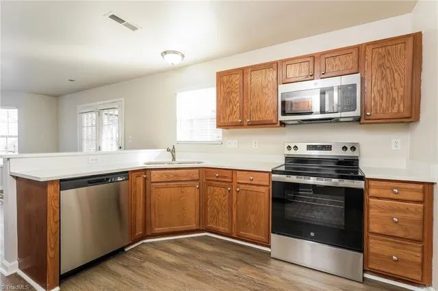 $2,055 | 2115 Gramercy Park Drive, Greensboro, NC 27406