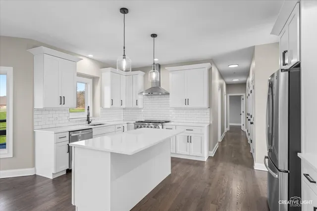 $540,000 | 15673 Cobb Court, Newark, IL 60541