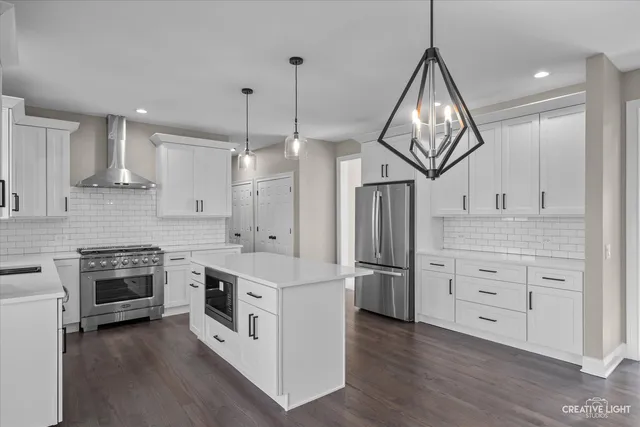 $540,000 | 15673 Cobb Court, Newark, IL 60541