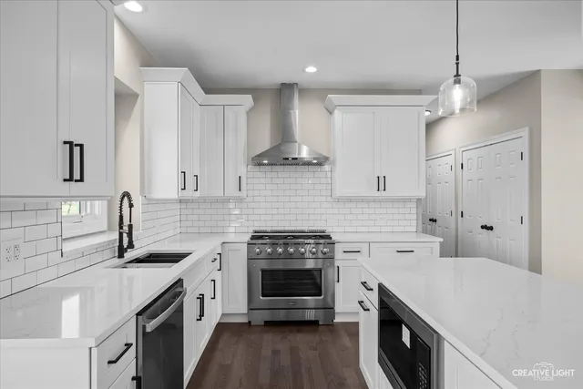 $540,000 | 15673 Cobb Court, Newark, IL 60541