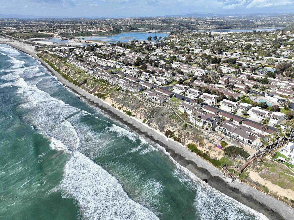 1707 Aldersgate Road Encinitas, CA 92024 - Photo 2 of 18