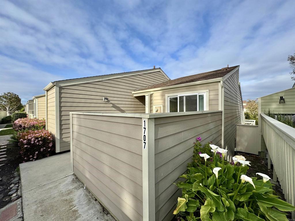 1707 Aldersgate Road Encinitas, CA 92024 - Photo 5 of 18