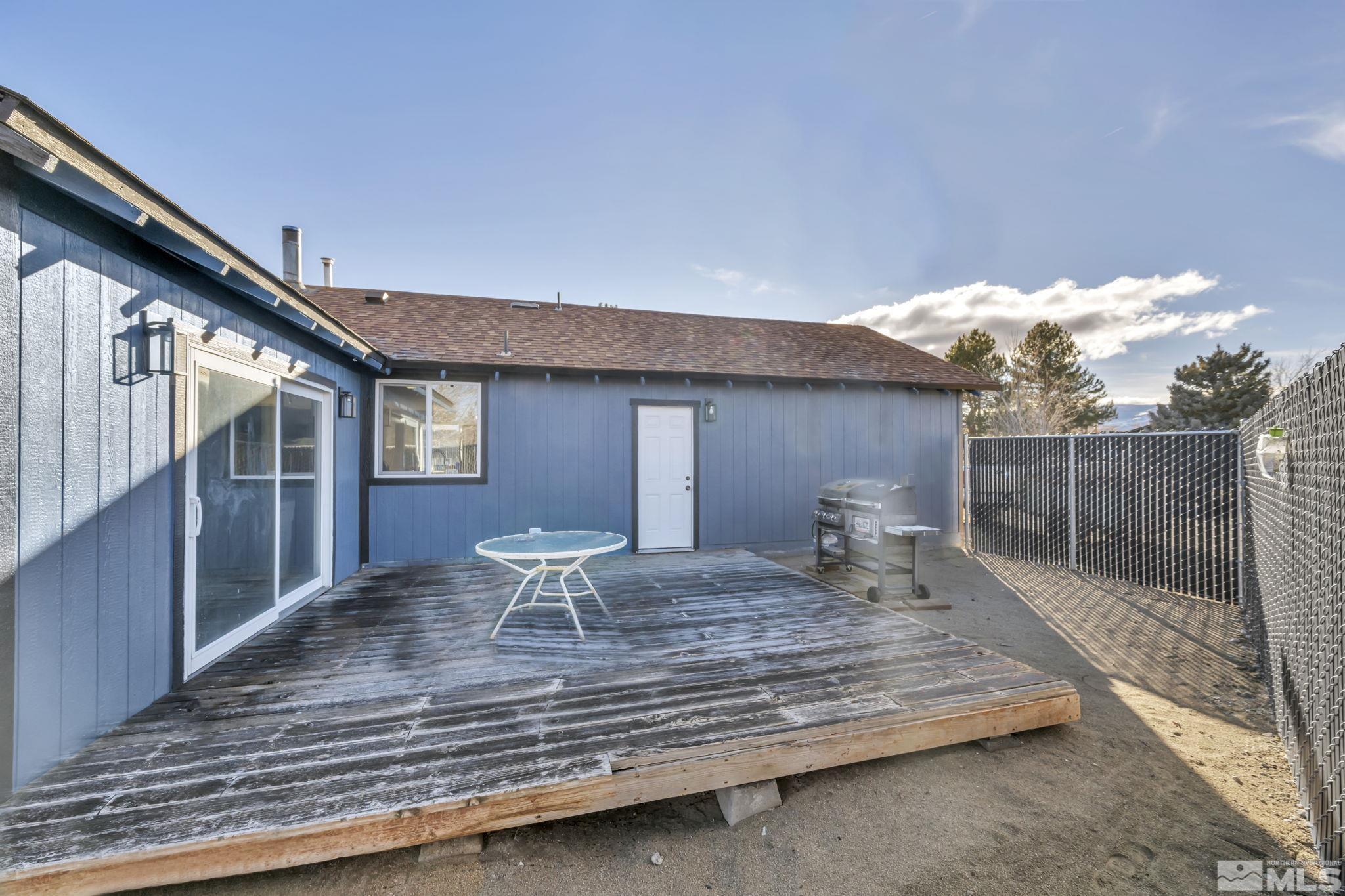 3760 Peregrine Circle Reno, NV 89508 - Photo 17 of 38 Photo 17