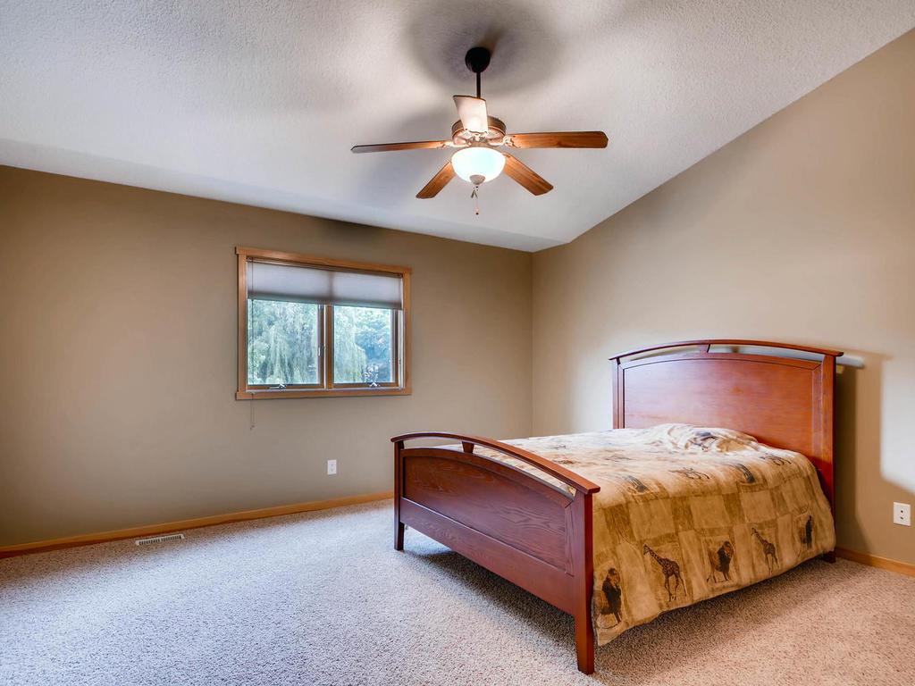 1279 County Rd D Circle, Unit 602 St. Paul, MN 55109 - Photo 19 of 27 Gallery Image 19