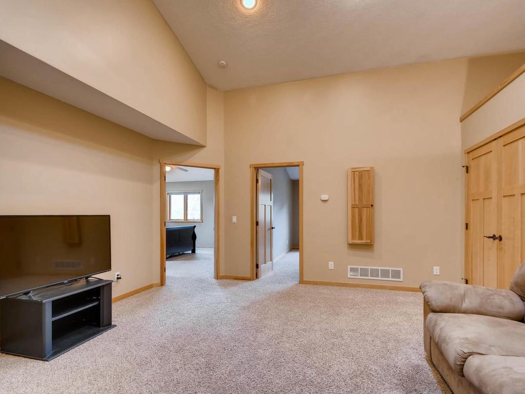 1279 County Rd D Circle, Unit 602 St. Paul, MN 55109 - Photo 21 of 27 Gallery Image 21