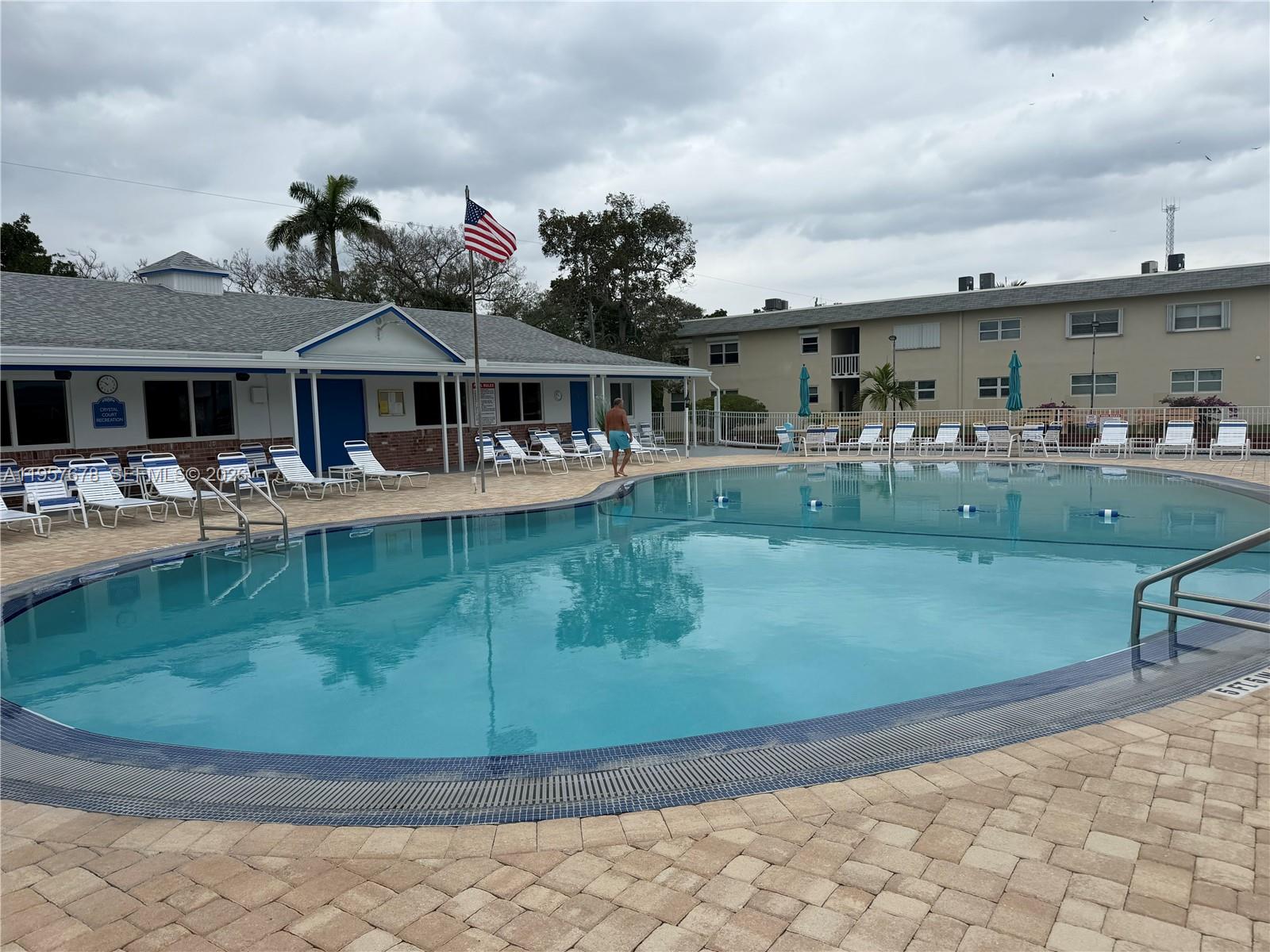 1301 North 12th Court, Unit 4B Hollywood, FL 33019 - Photo 25 of 27 a view of a house with a backyard