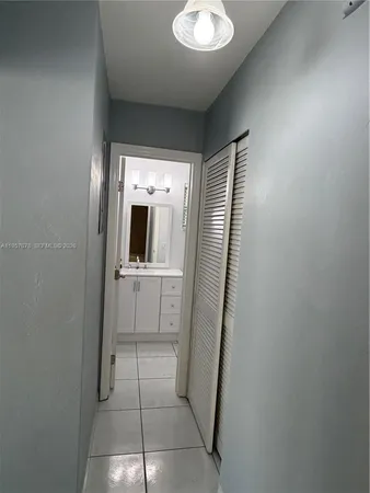 $1,495 | 1301 North 12th Court, Unit 4B, Hollywood, FL 33019