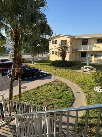 $1,495 | 1301 North 12th Court, Unit 4B, Hollywood, FL 33019