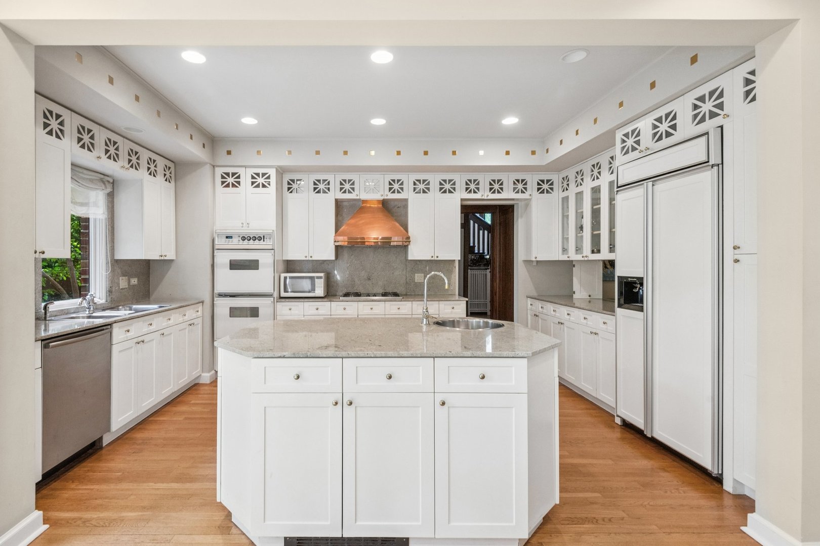 770 Sheridan Road Glencoe, IL 60022 - Photo 14 of 45