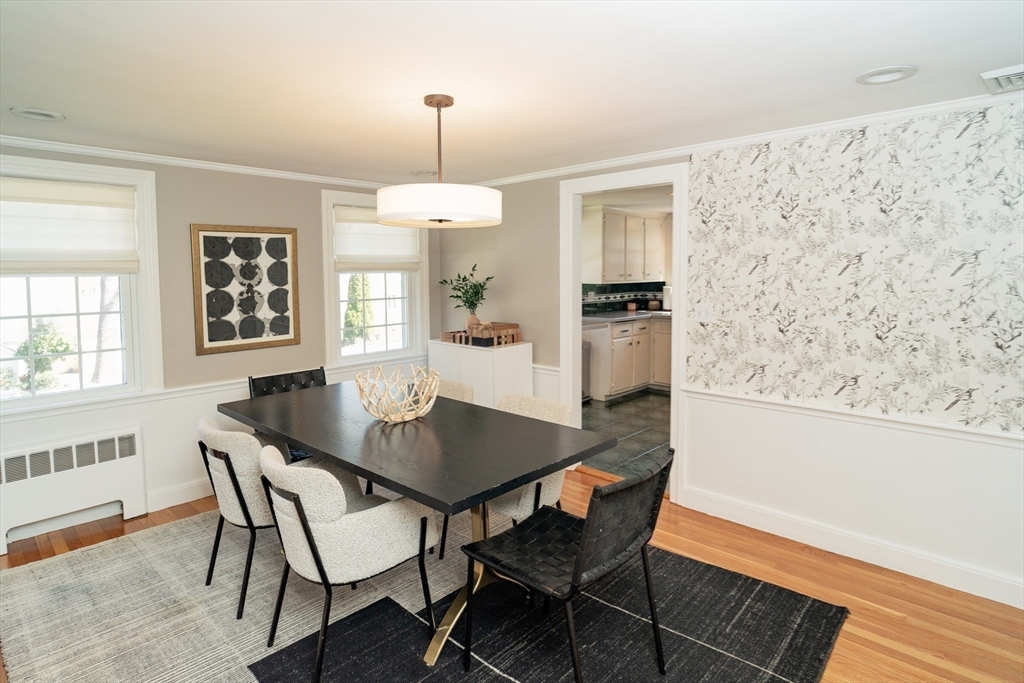 37 Locksley Road Lynnfield, MA 01940 - Photo 11 of 32 Gallery Image 11