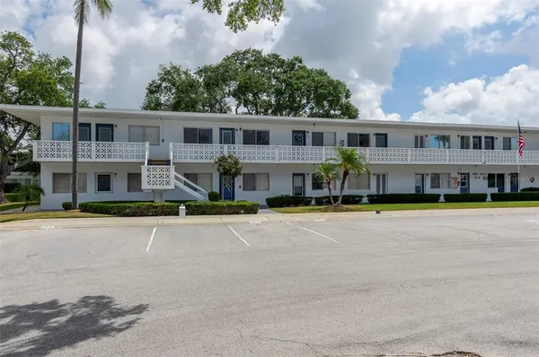 $128,900 | 8221 112th Street North, Unit 209, Seminole, FL 33772