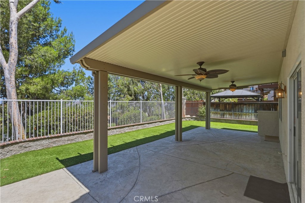 16223 Blue Haven Court Riverside, CA 92503 - Photo 32 of 41