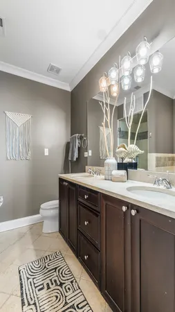 $669,000 | 912 West Fletcher Street, Unit 2, Chicago, IL 60657
