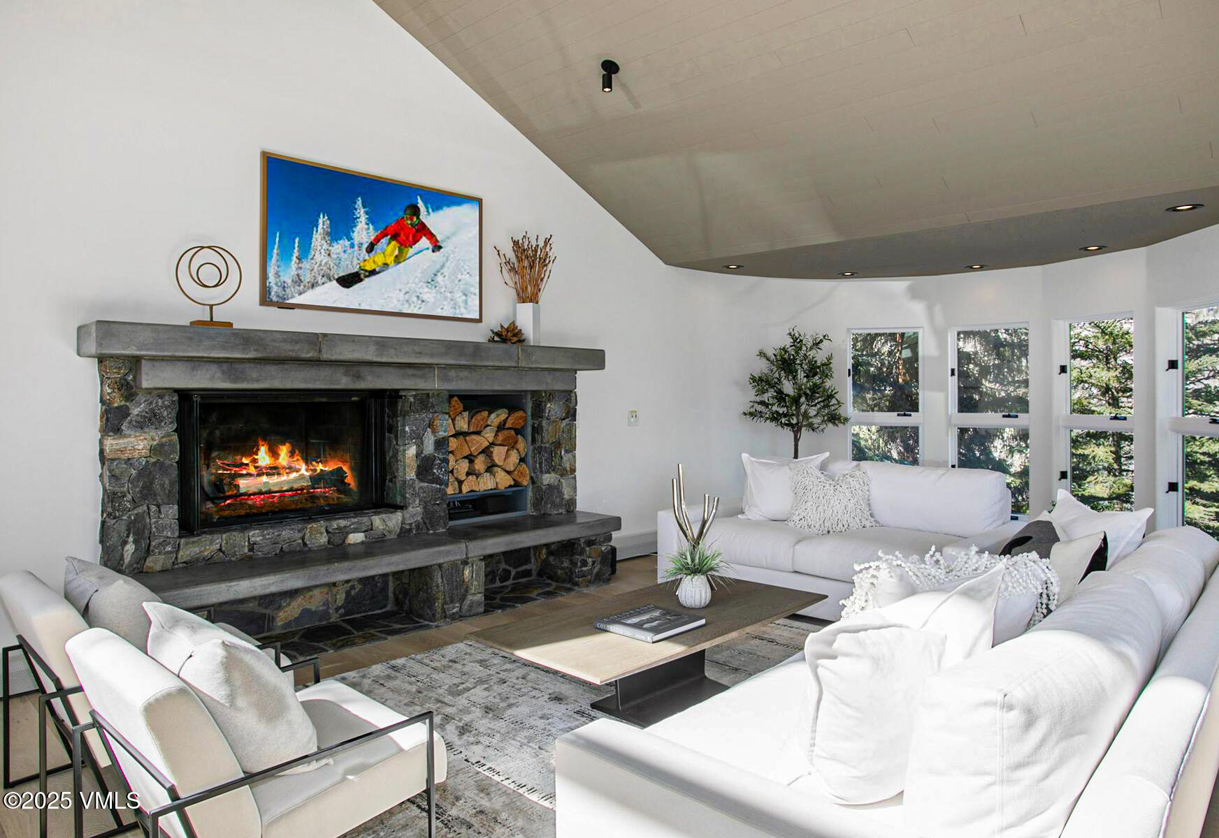 327 Rockledge Road Vail, CO 81657 - Photo 6 of 30 Living Room