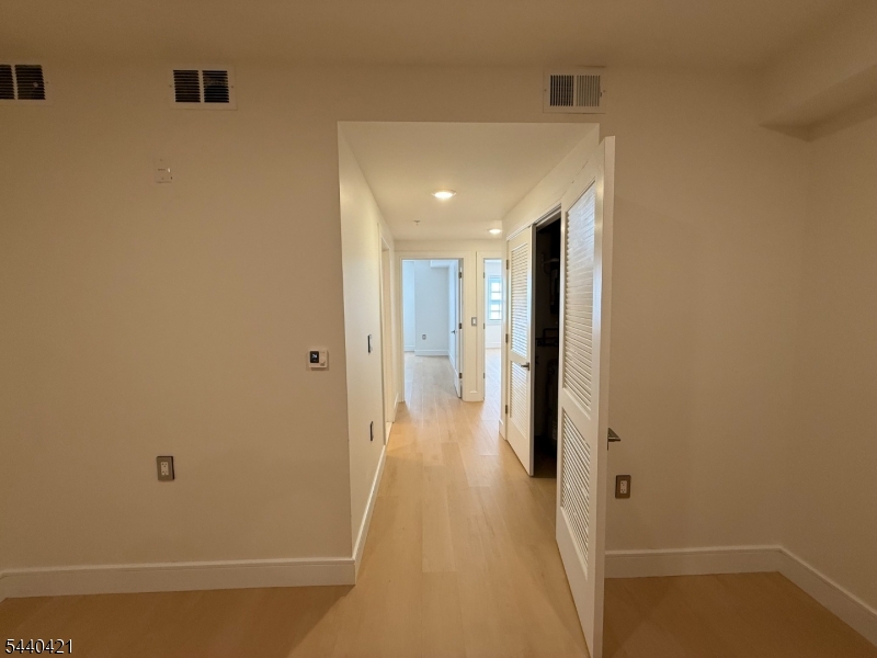 627 Valley Road, Unit C Montclair, NJ 07043 - Photo 14 of 30