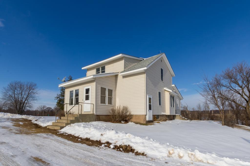 905 County Rd H New Richmond, WI 54017 - Photo 1 of 1 Gallery Image 1