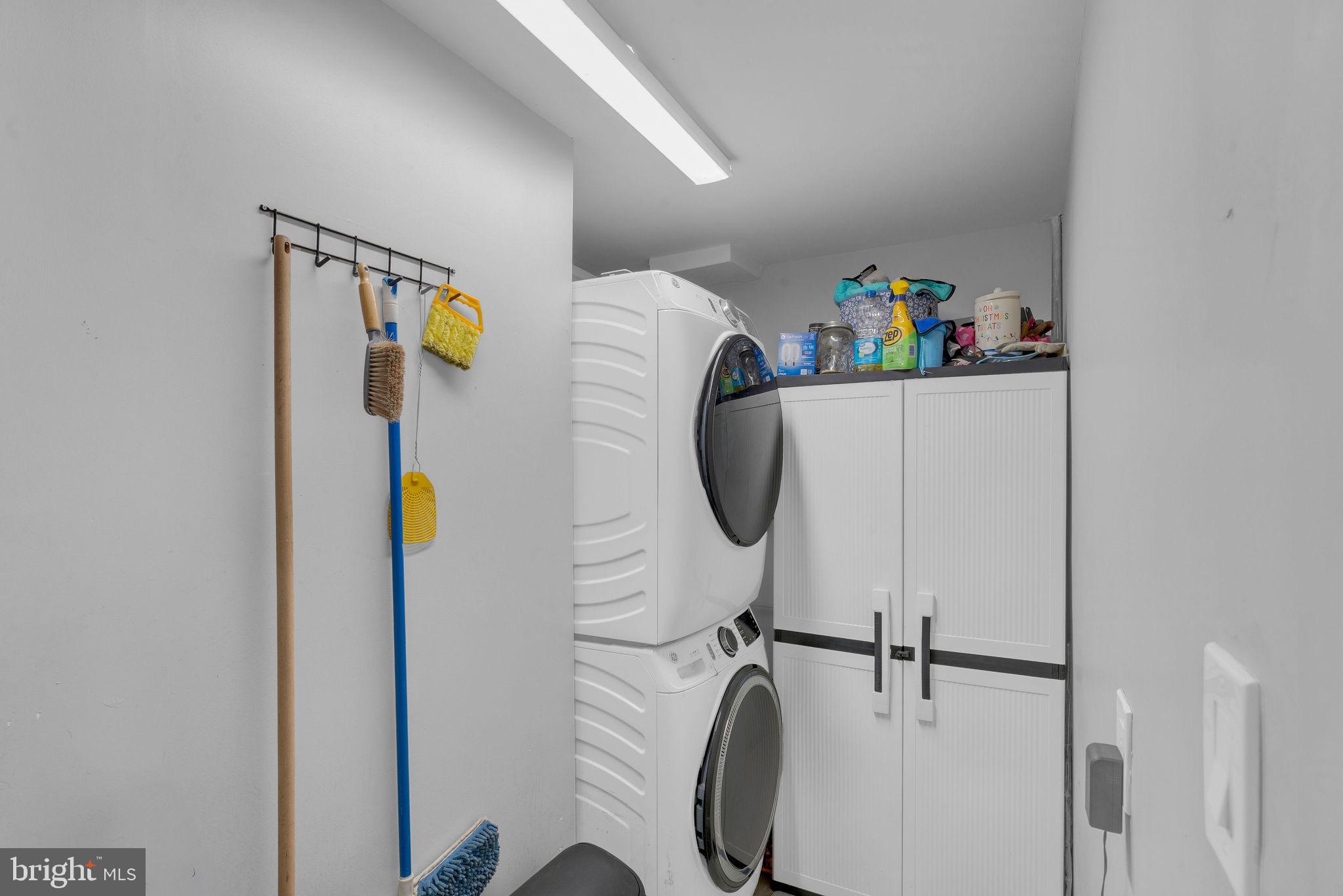 629 Polk Street Riverside, NJ 08075 - Photo 20 of 42 a utility room with dryer and washer