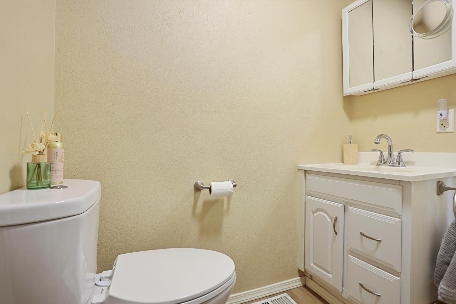 178 Carmel Road Burson, CA 95225 - Photo 22 of 67