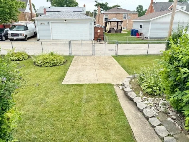 $239,900 | 1429 North Wolf Road, Berkeley, IL 60163