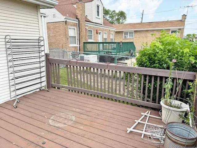 $239,900 | 1429 North Wolf Road, Berkeley, IL 60163