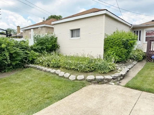 $239,900 | 1429 North Wolf Road, Berkeley, IL 60163