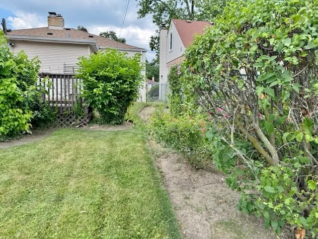 $239,900 | 1429 North Wolf Road, Berkeley, IL 60163