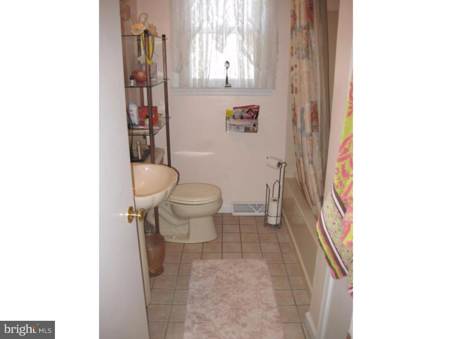 368 Ruth Avenue Aston, PA 19014 - Photo 15 of 25 Bathroom