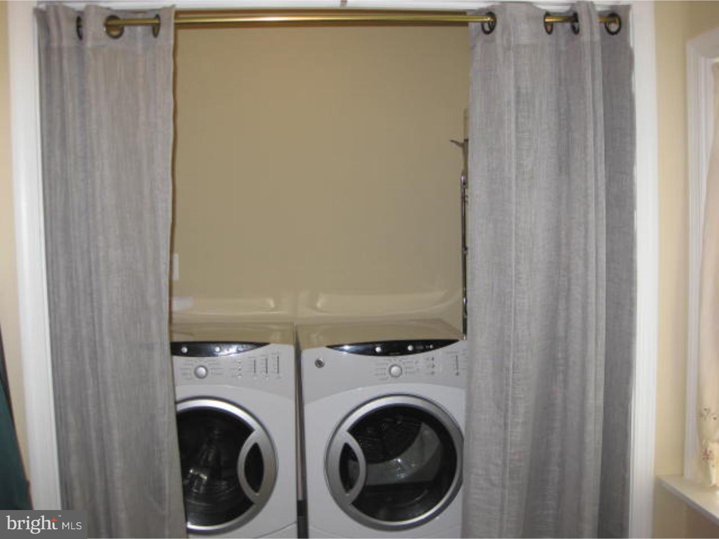 368 Ruth Avenue Aston, PA 19014 - Photo 23 of 25 Laundry Room