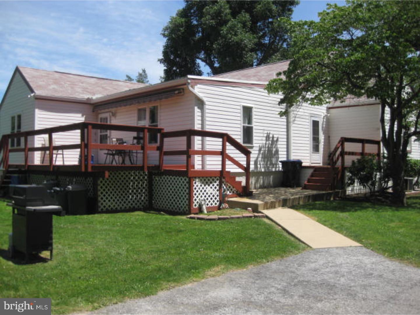368 Ruth Avenue Aston, PA 19014 - Photo 6 of 25 Exterior Side