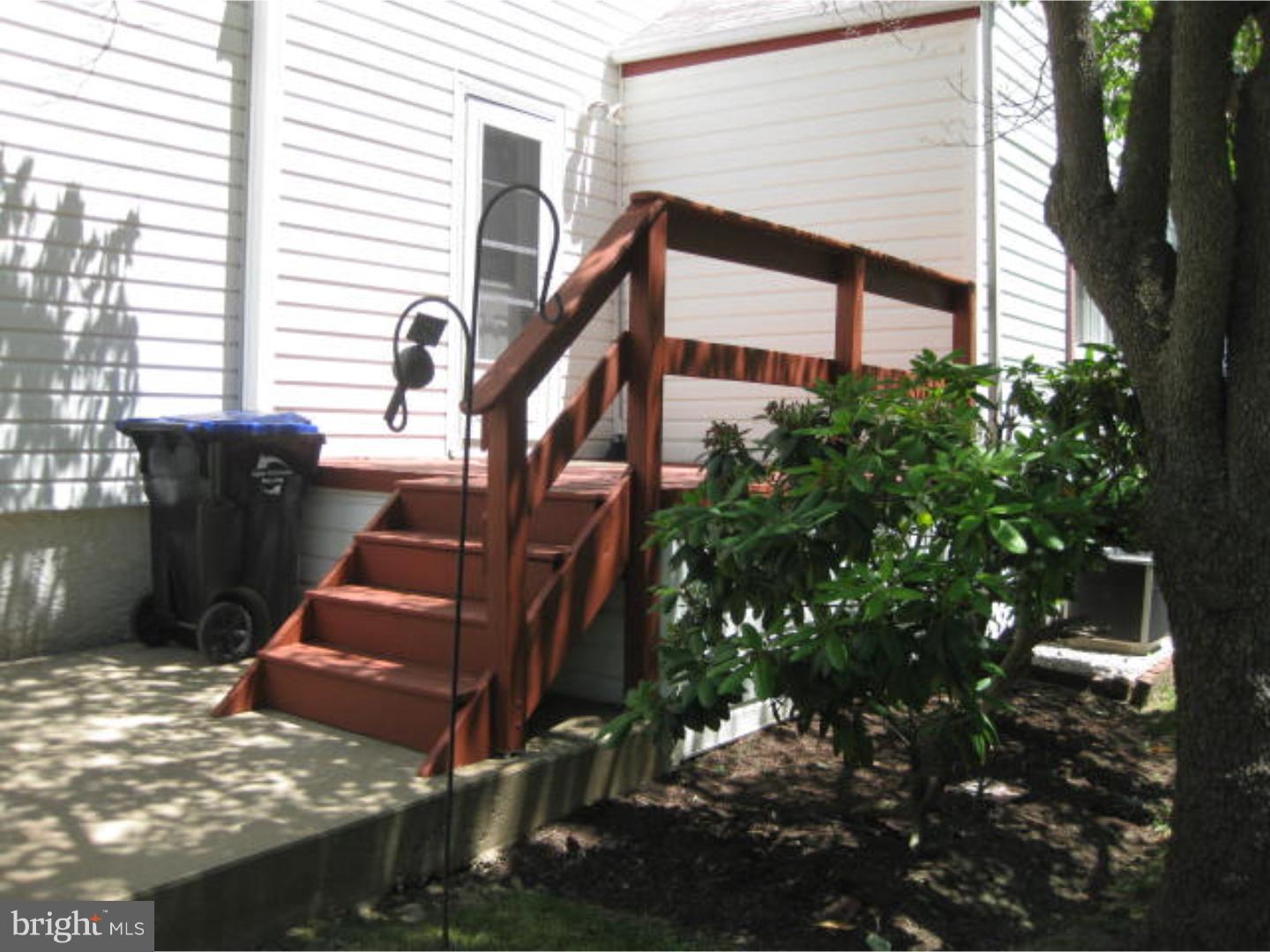 368 Ruth Avenue Aston, PA 19014 - Photo 7 of 25 Deck