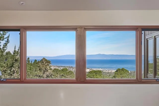 a view of a window in a room
