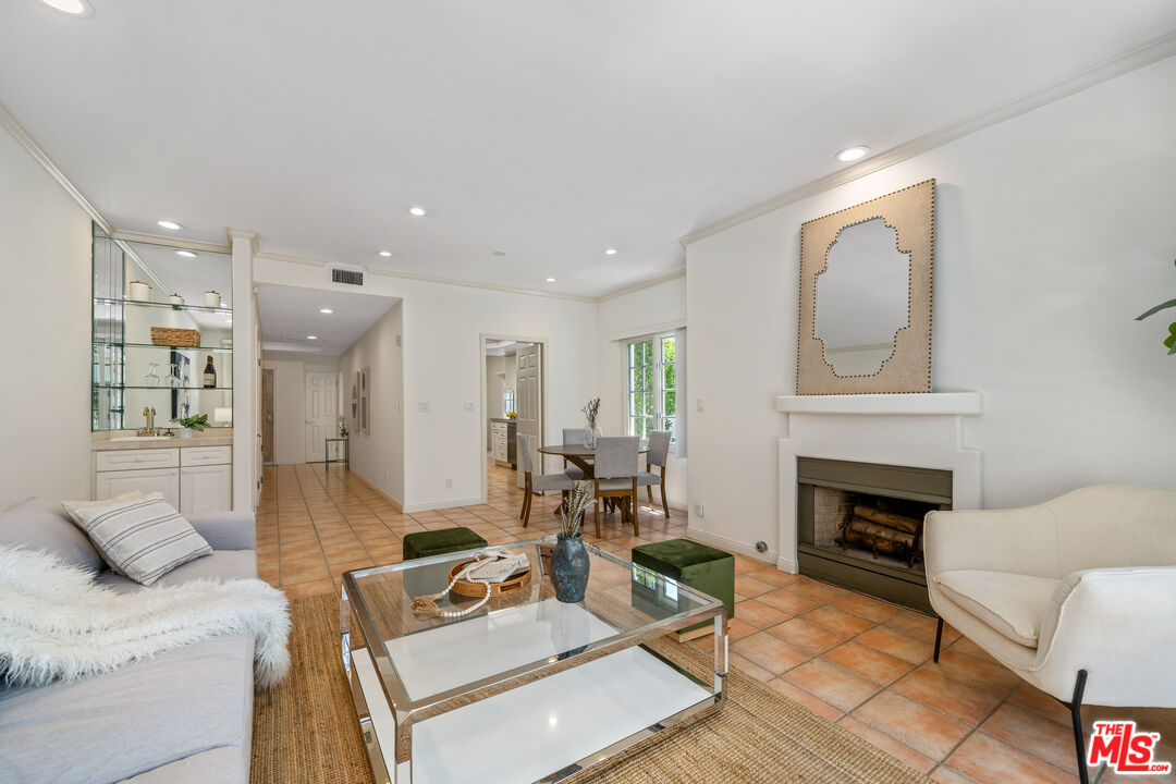 1663 Malcolm Avenue, Unit 103 Los Angeles, CA 90024 - Photo 7 of 45