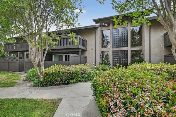 $285,000 | 28661 Via Las Flores, Unit 307, Murrieta, CA 92563