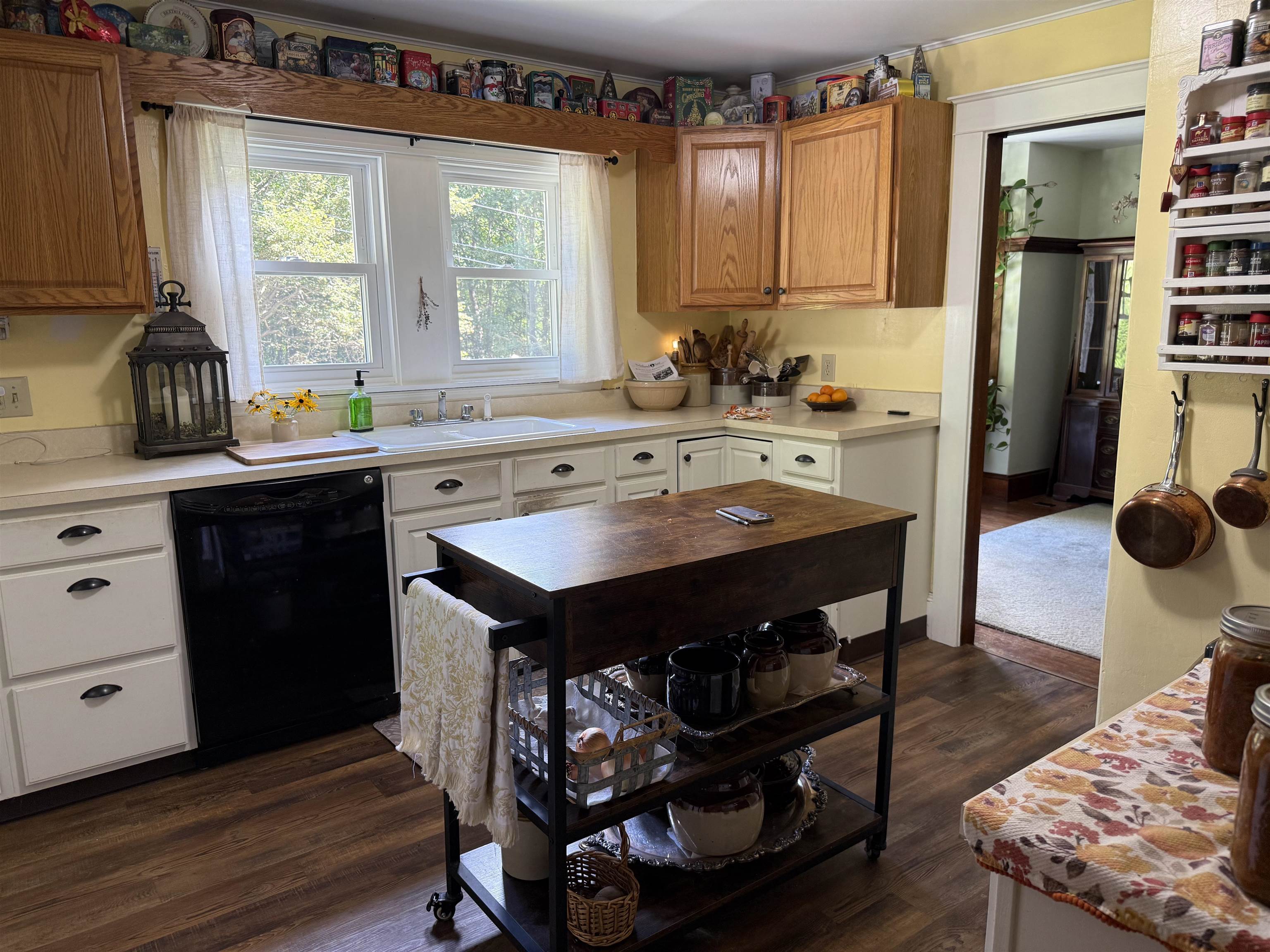 945 Spencer Hollow Road Springfield, VT 05156 - Photo 11 of 41 Gallery Image 11