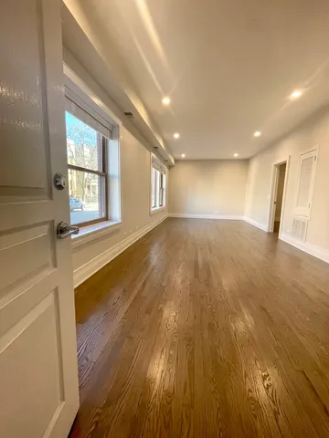 $2,250 | 2539 West Iowa Street, Unit 2, Chicago, IL 60622