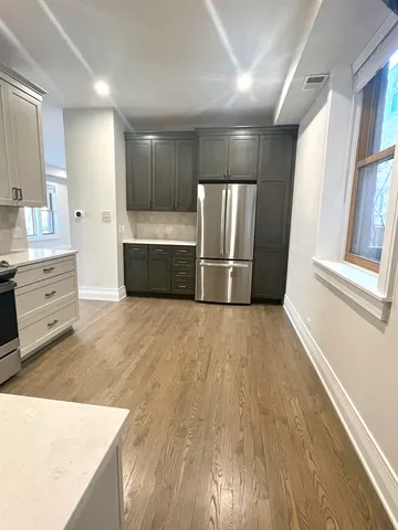 $2,250 | 2539 West Iowa Street, Unit 2, Chicago, IL 60622