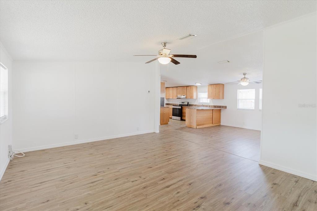 15401 Nava Street Hudson, FL 34667 - Photo 8 of 41