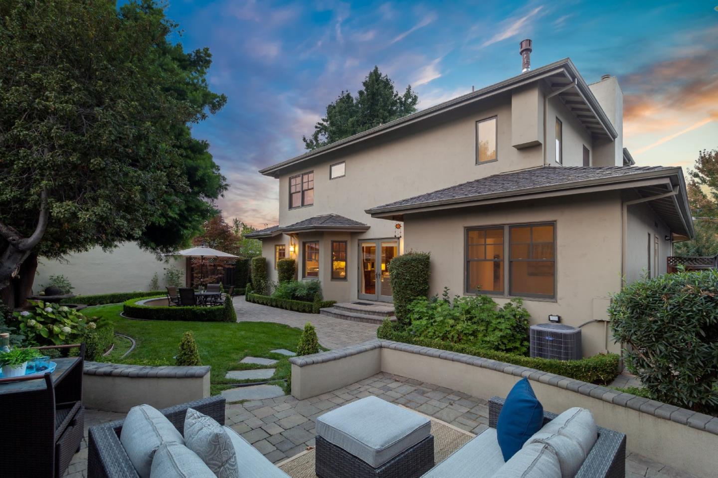 1665 Collingwood Avenue San Jose, CA 95125 - Photo 40 of 41 a front view of a house with garden