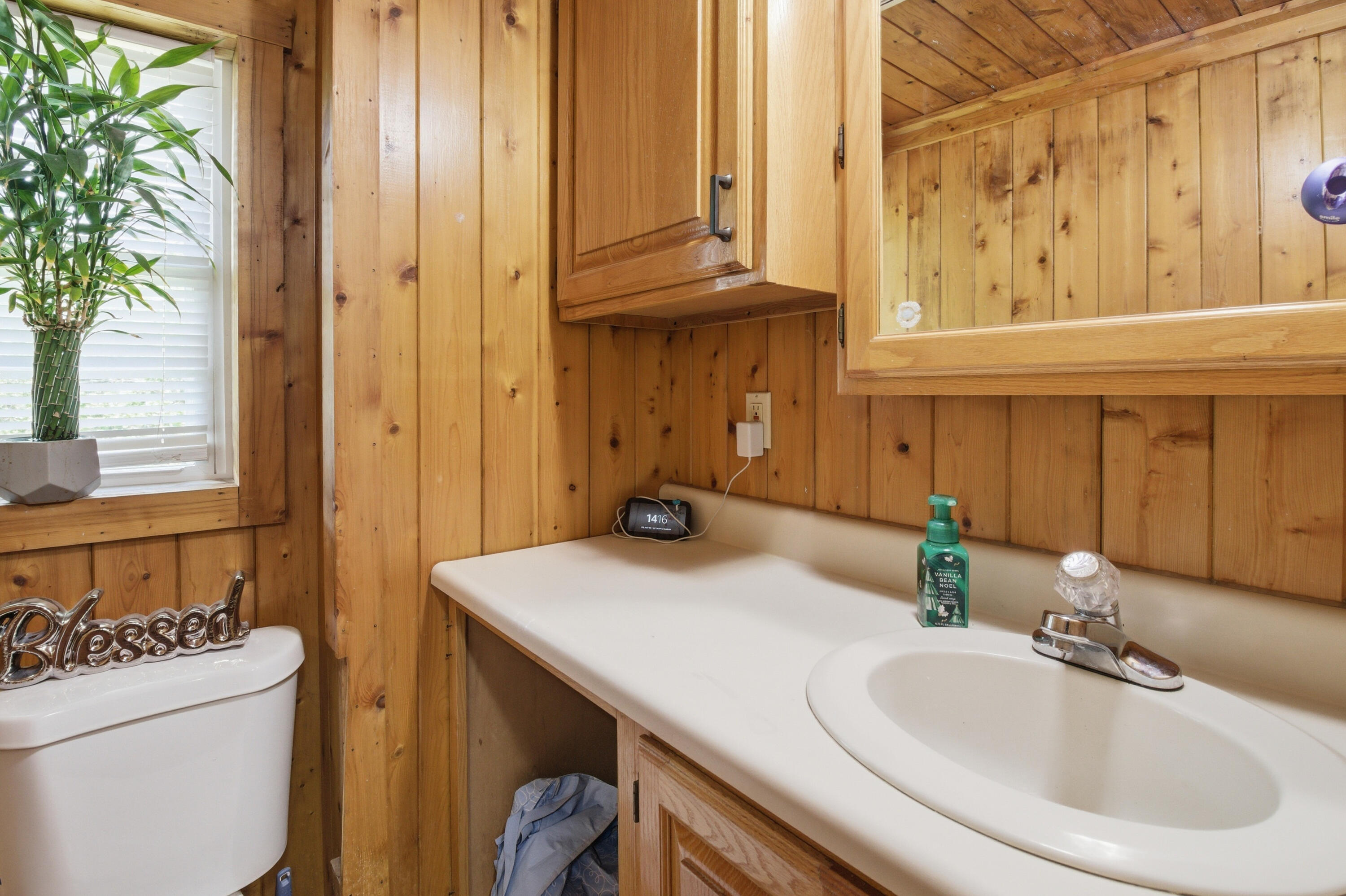 574 Canaan Road Skowhegan, ME 04976 - Photo 37 of 71 574 Canaan Skowhegan-32