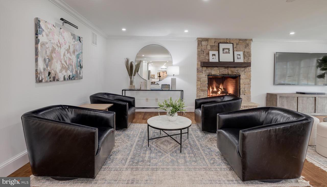 8701 Belmart Road Potomac, MD 20854 - Photo 12 of 39 Gallery Image 12