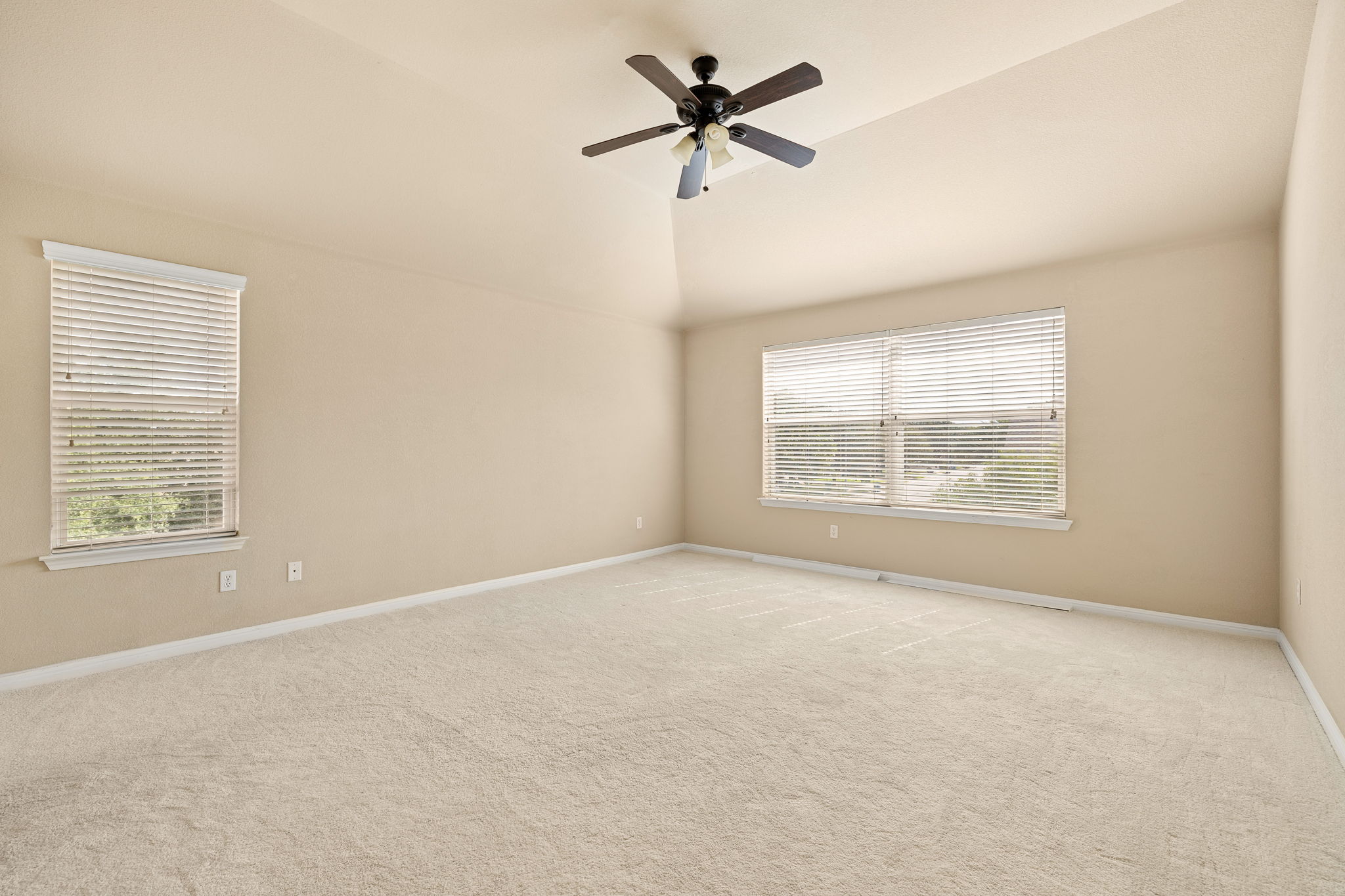 676 Rusk Road Round Rock, TX 78665 - Photo 17 of 35 Upstairs spacious primary suite
