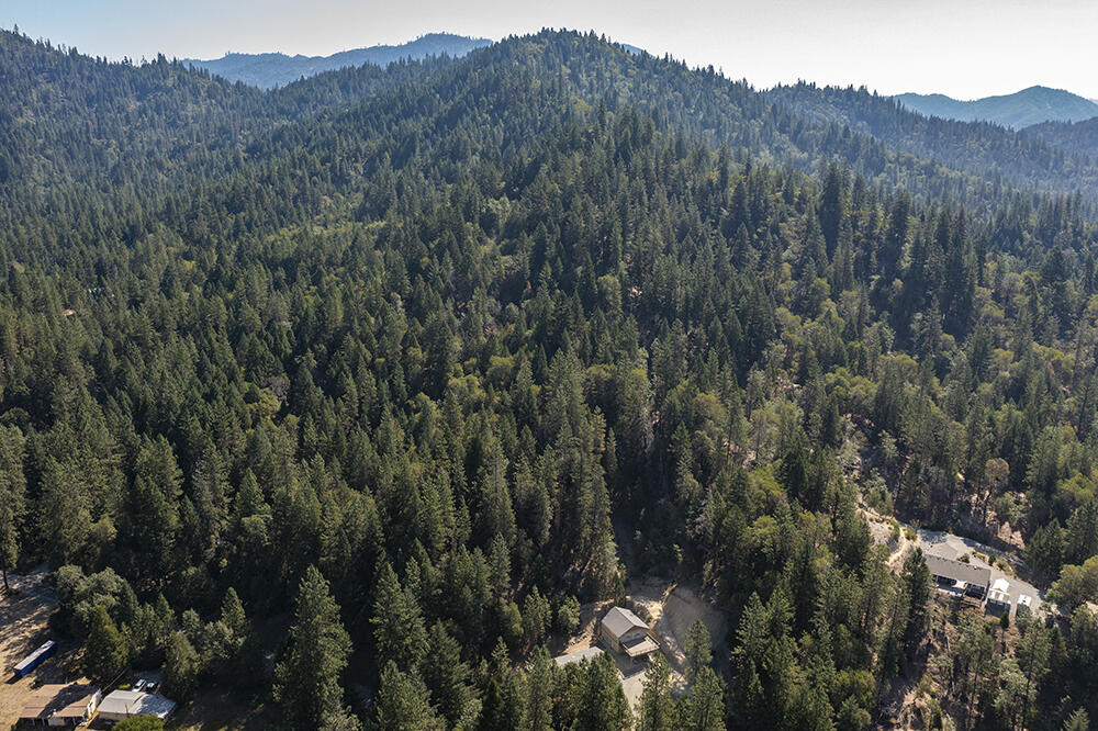 16486 Ford Road Rogue River, OR 97537 - Photo 25 of 31 DJI_0769 a