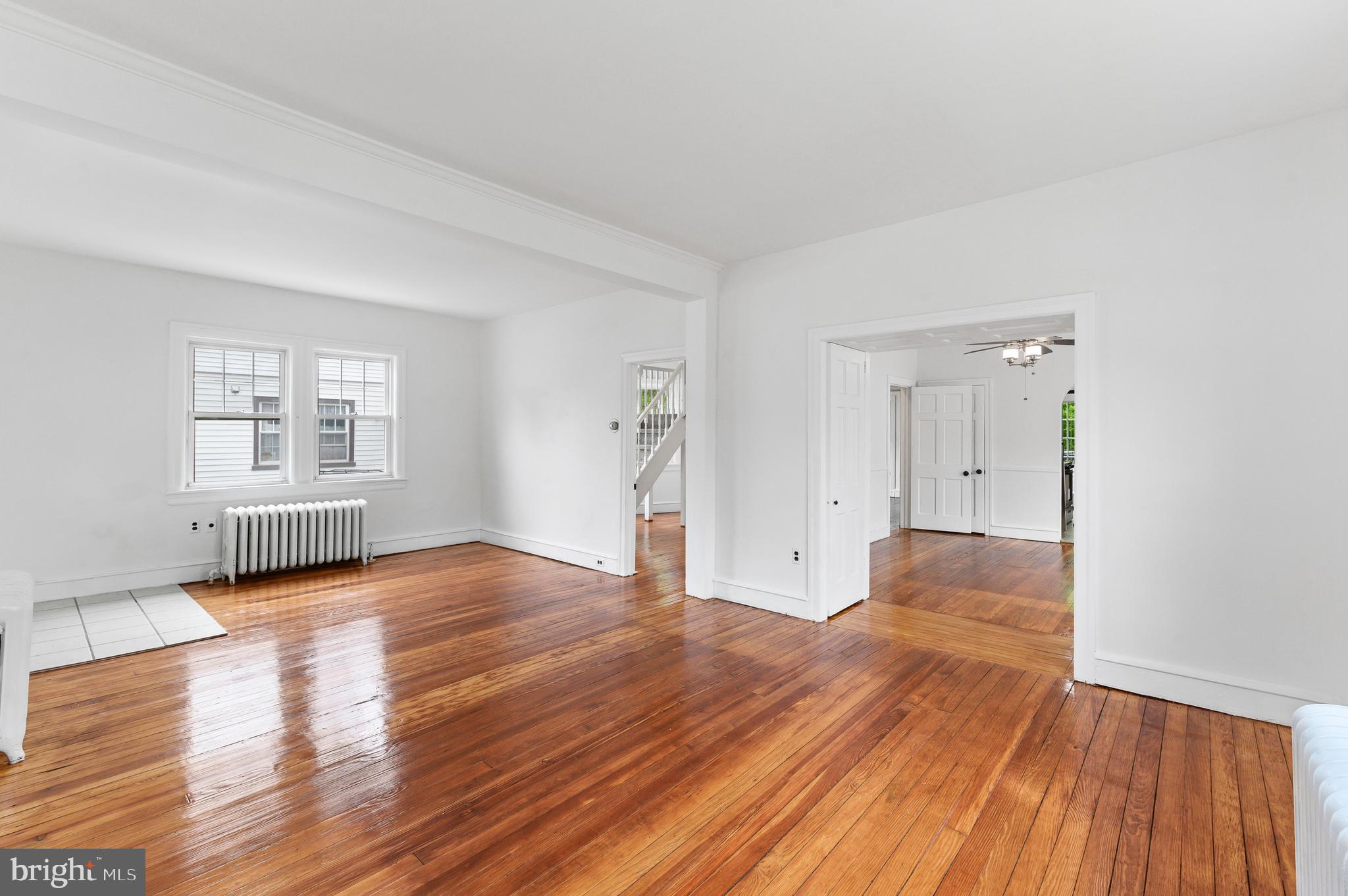 609 Sharp Avenue Glenolden, PA 19036 - Photo 8 of 31